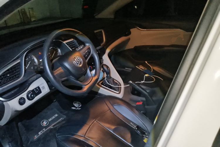 Used Buick GT 2018 15T Dual-Clutch Advanced Model China V Standard Left Front Seat