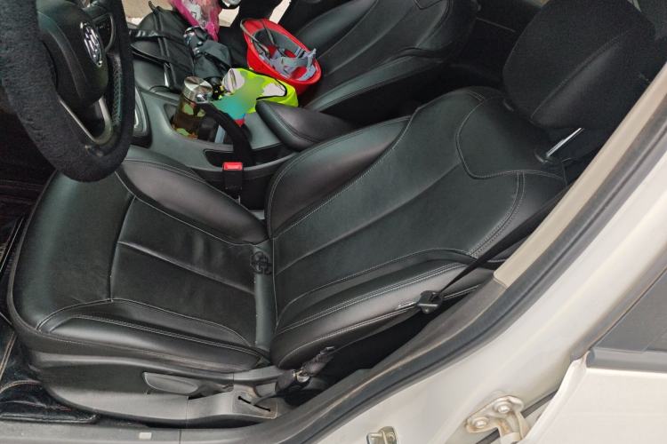 Used Buick GT 2018 18T Automatic Elite Model Left Front Seat