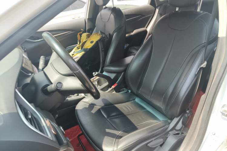 Used Buick GT 2018 18T Automatic Elite Model Left Front Seat