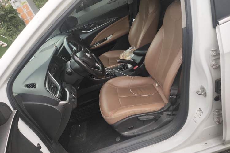 Used Buick GT 2018 18T Automatic Flagship Model Left Front Seat