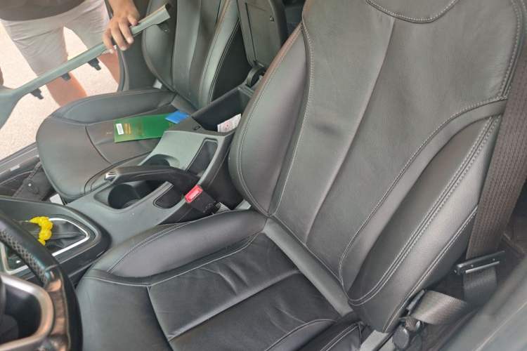 Used Buick GT 2018 18T Automatic Elite Model Left Front Seat