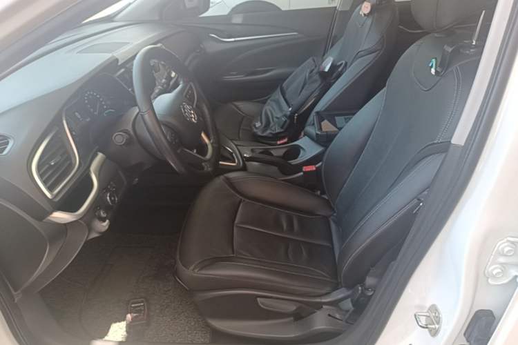 Used Buick GT 2018 18T Automatic Elite Model Left Front Seat