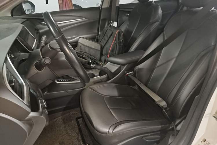 Used Buick GT 2018 18T Automatic Elite Model Left Front Seat