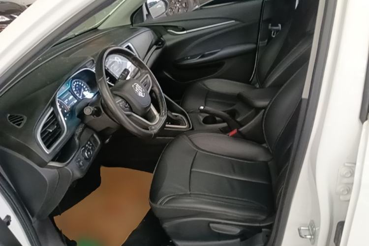 Used Buick GT 2018 18T Automatic Elite Model Left Front Seat
