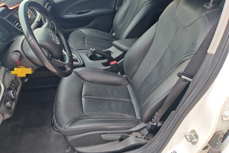 Used Buick GT 2018 18T Automatic Elite Model Left Front Seat