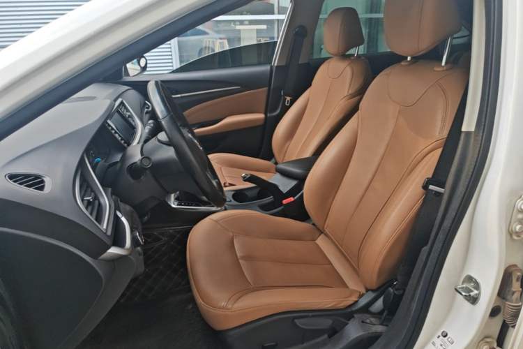 Used Buick GT 2018 18T Automatic Flagship Model Left Front Seat