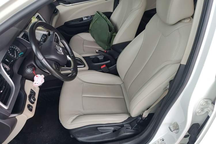 Used Buick GT 2018 15T Dual-Clutch Elite Model China V Standard Left Front Seat