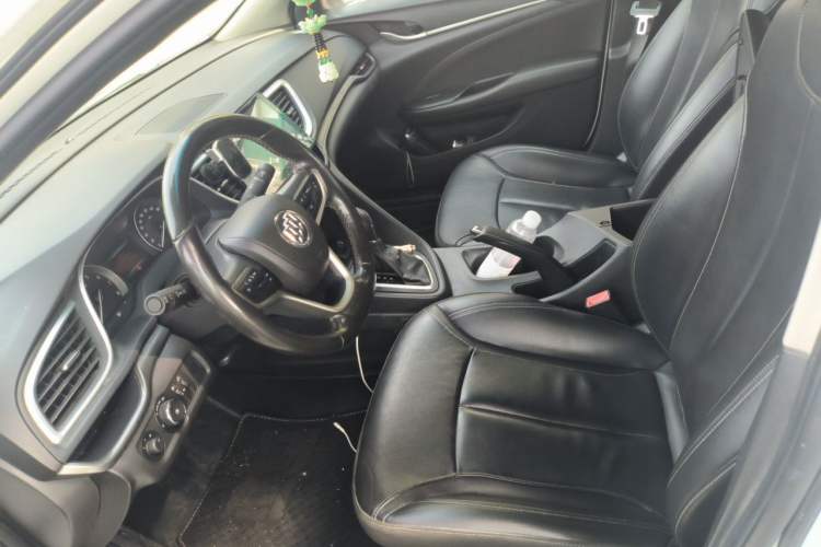 Used Buick GT 2018 18T Automatic Elite Model Left Front Seat