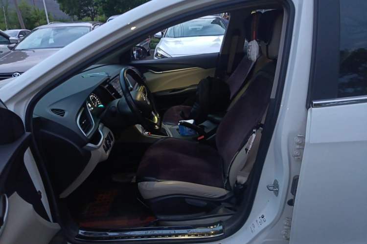 Used Buick GT 2018 15T Dual-Clutch Elite Model China V Standard Left Front Seat