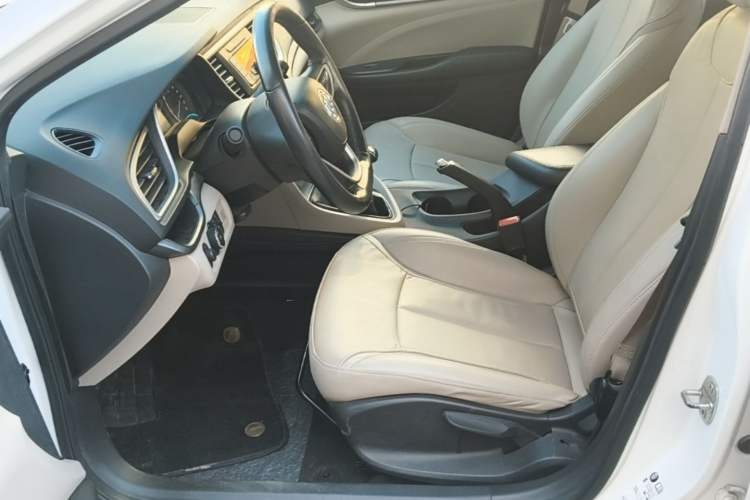 Used Buick GT 2018 15T Manual Elite Version China V Standard Left Front Seat
