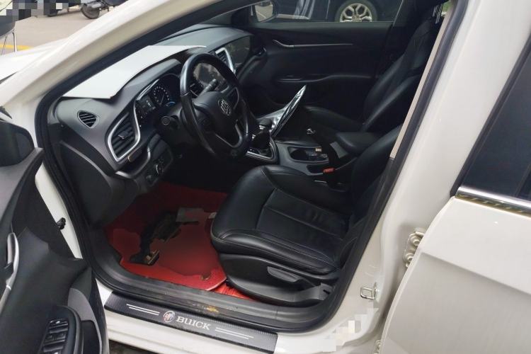 Used Buick GT 2018 18T Automatic Elite Model Left Front Seat