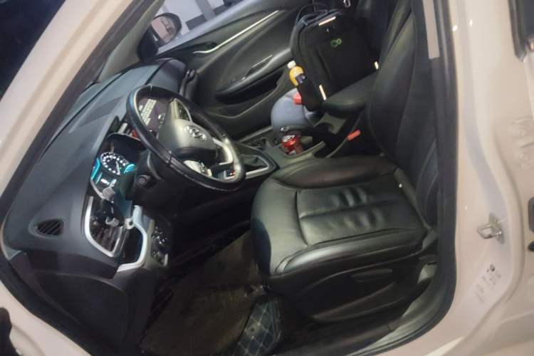 Used Buick GT 2018 18T Automatic Elite Model Left Front Seat