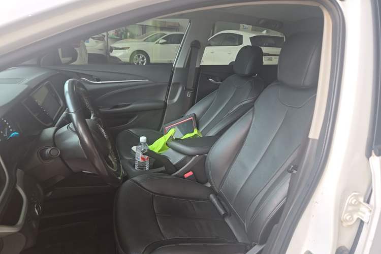 Used Buick GT 2018 18T Automatic Elite Model Left Front Seat