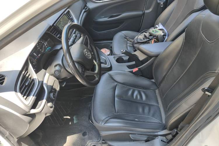 Used Buick GT 2018 18T Automatic Elite Model Left Front Seat