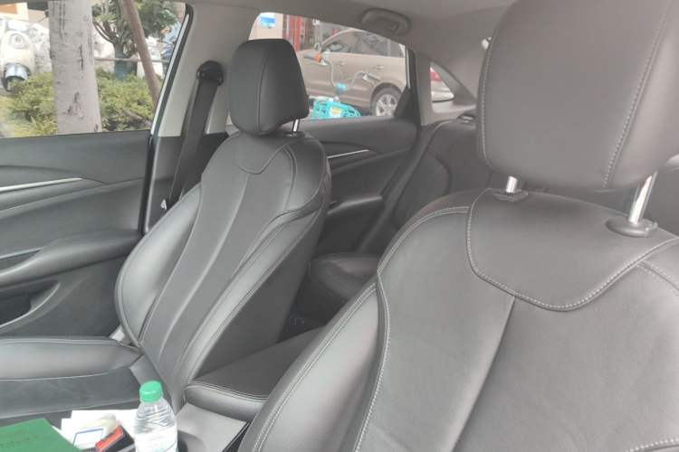 Used Buick GT 2018 18T Automatic Elite Model Left Front Seat