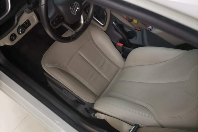 Used Buick GT 2018 15T Dual-Clutch Elite Model China V Standard Left Front Seat