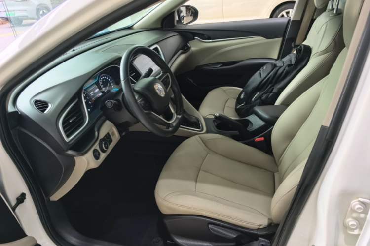 Used Buick GT 2018 15T Dual-Clutch Elite Model China V Standard Left Front Seat