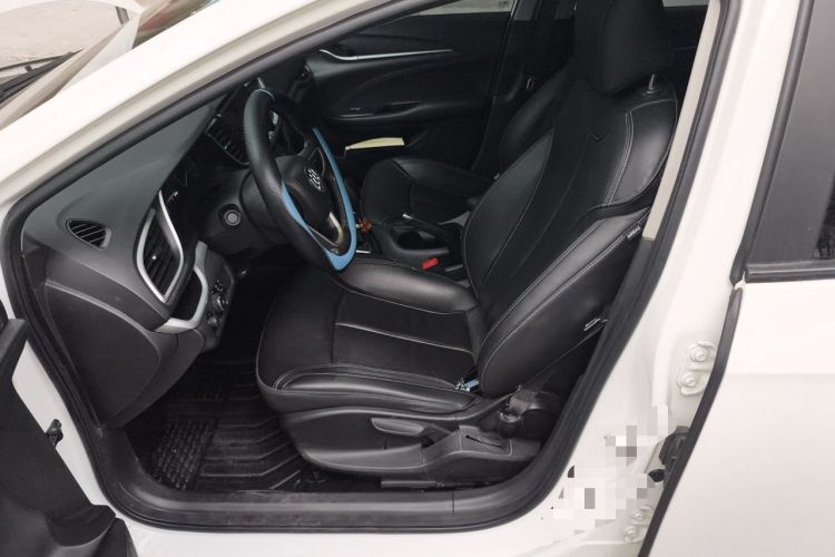 Used Buick GT 2018 18T Automatic Elite Model Left Front Seat