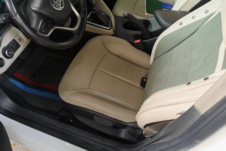 Used Buick GT 2018 15T Dual-Clutch Elite Model China V Standard Left Front Seat