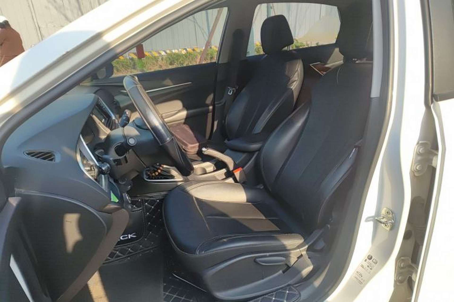 Used Buick GT 2018 18T Automatic Elite Model Left Front Seat