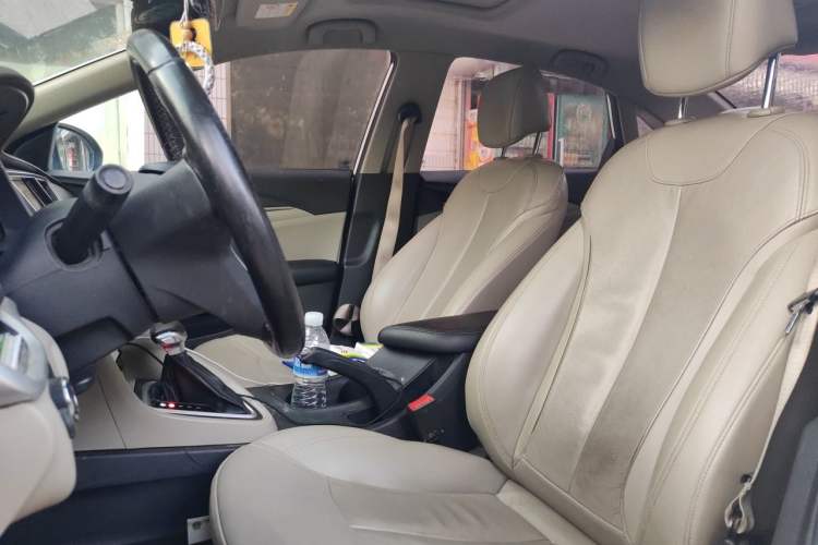 Used Buick GT 2018 15T Dual-Clutch Elite Model China V Standard Left Front Seat