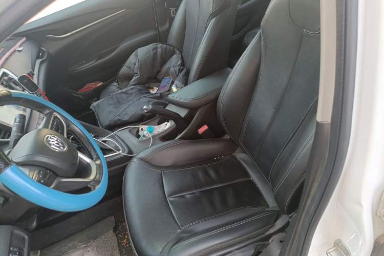 Used Buick GT 2018 18T Automatic Elite Model Left Front Seat