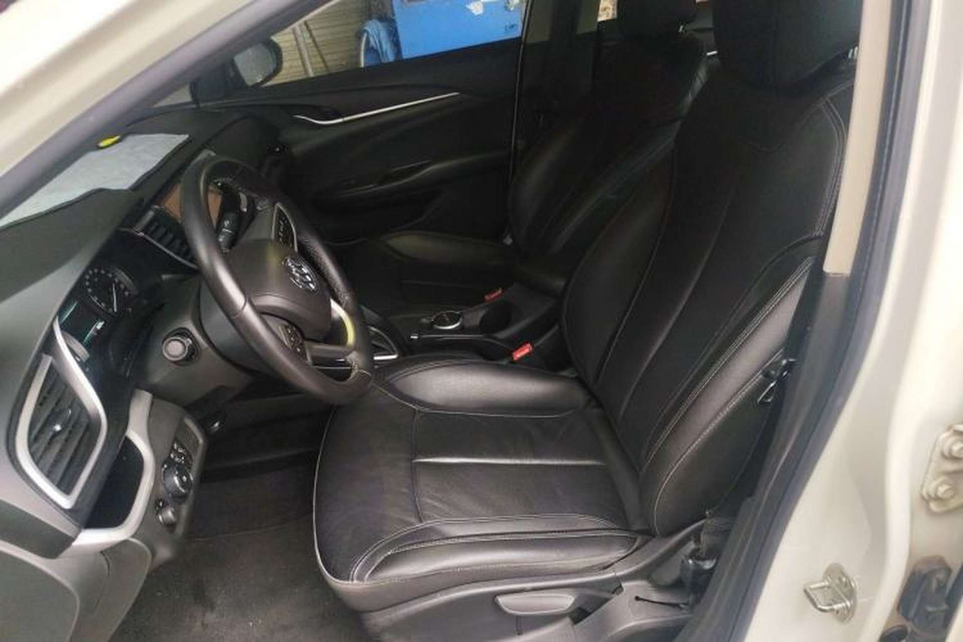 Used Buick GT 2018 18T Automatic Elite Model Left Front Seat