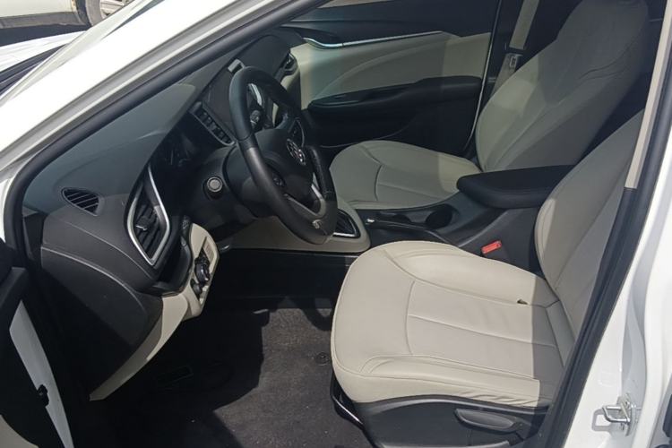 Used Buick GT 2018 15T Dual-Clutch Elite Model China V Standard Left Front Seat