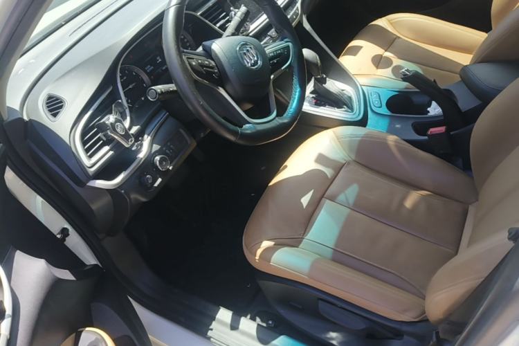 Used Buick GT 2018 18T Automatic Flagship Model Left Front Seat