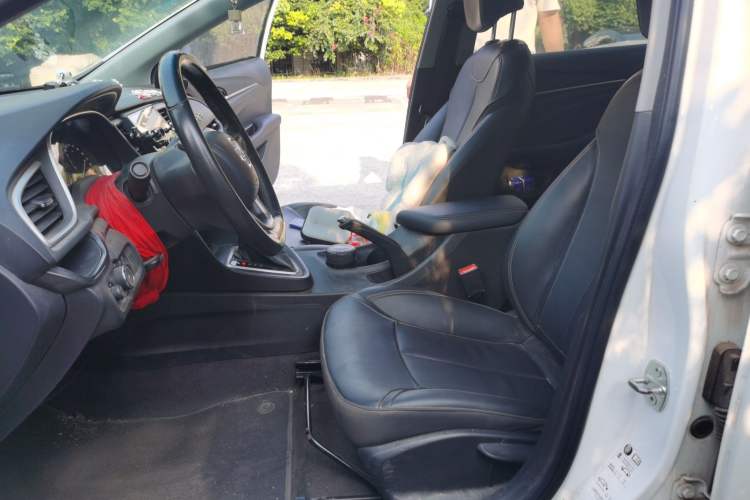 Used Buick GT 2018 18T Automatic Elite Model Left Front Seat