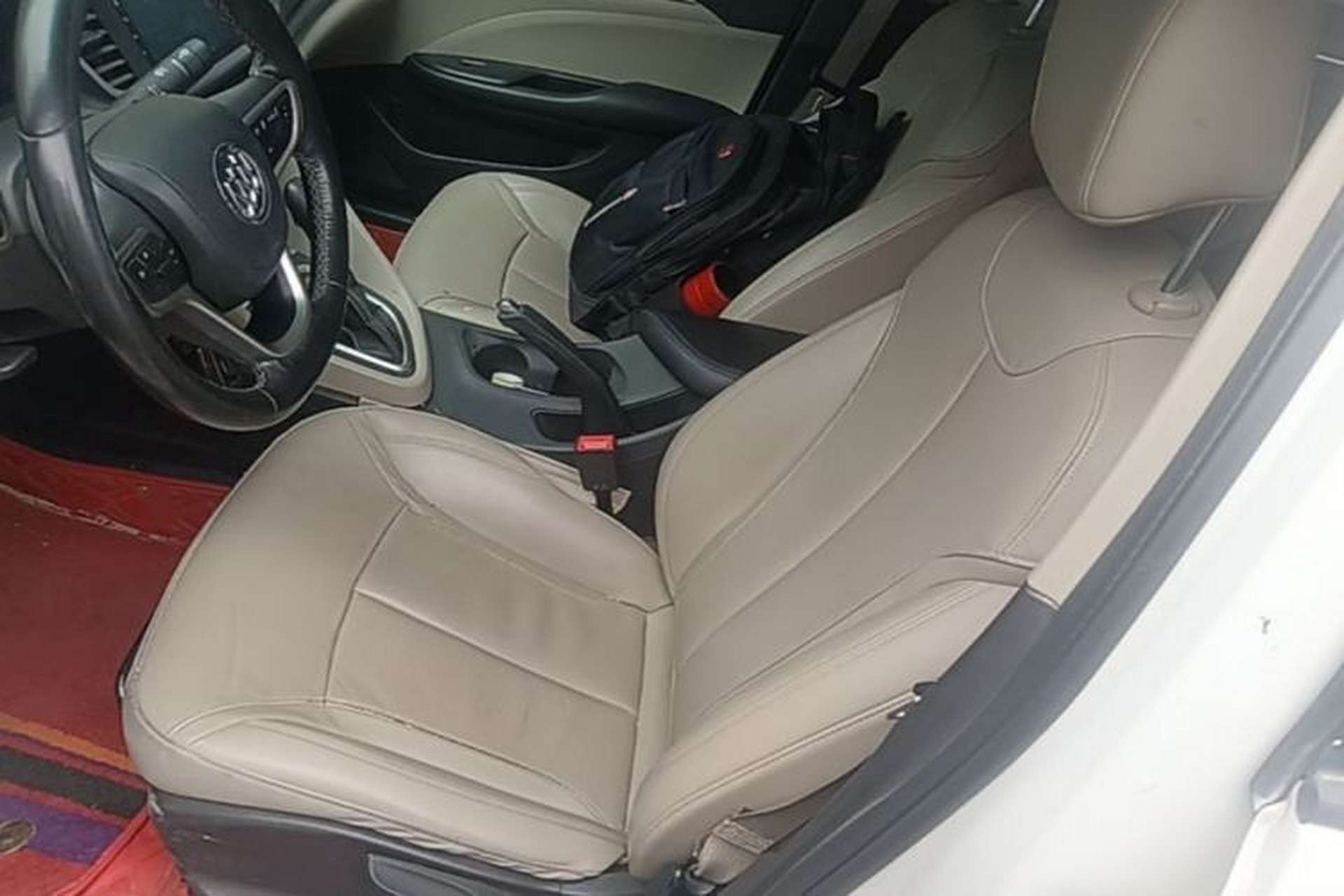 Used Buick GT 2018 15T Dual-Clutch Elite Model China V Standard Left Front Seat