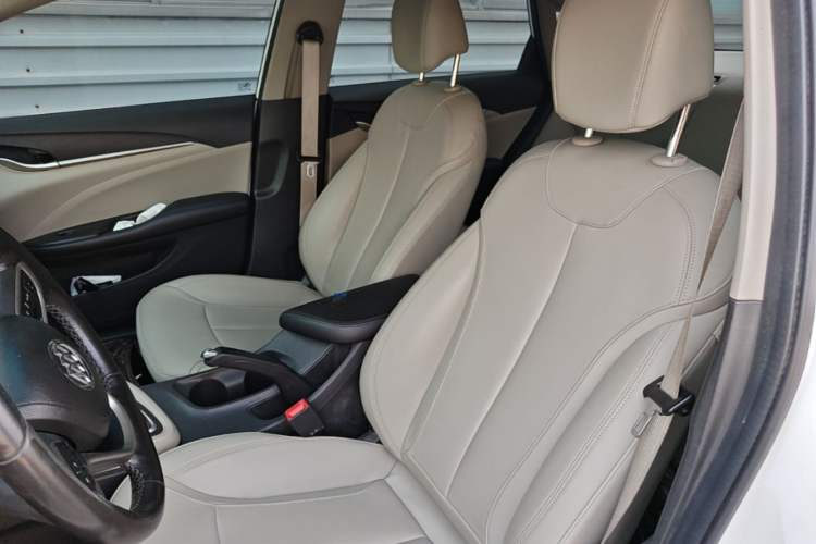 Used Buick GT 2018 15T Dual-Clutch Elite Model China V Standard Left Front Seat