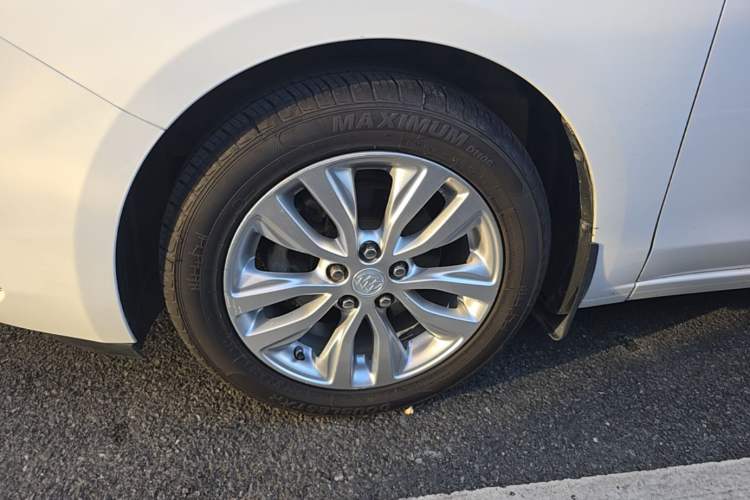 Used Buick GT 2018 15T Dual-Clutch Elite Model China V Standard Left Front Wheel Hub