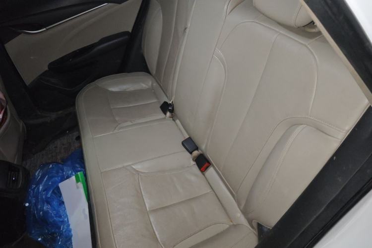 Used Buick GT 2018 15T Manual Elite Version China V Standard Left Rear Seat