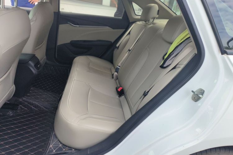 Used Buick GT 2018 15T Manual Elite Version China V Standard Left Rear Seat