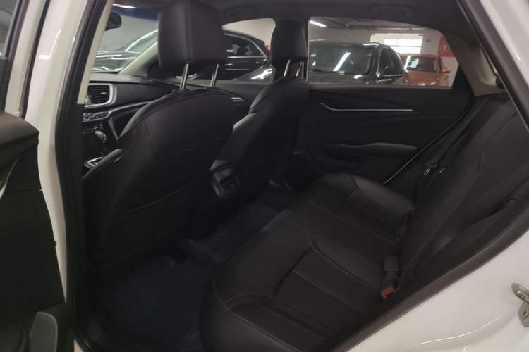 Used Buick GT 2018 18T Automatic Elite Model Left Rear Seat