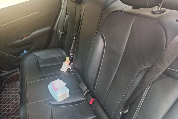 Used Buick GT 2018 18T Automatic Elite Model Left Rear Seat