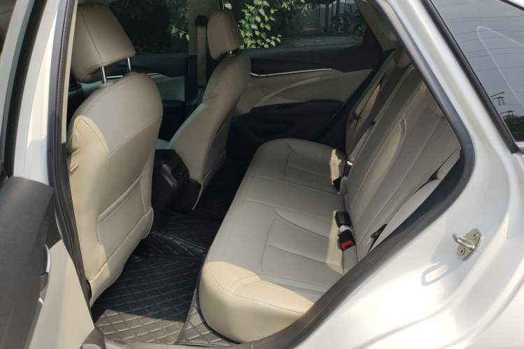 Used Buick GT 2018 15T Manual Elite Version China V Standard Left Rear Seat