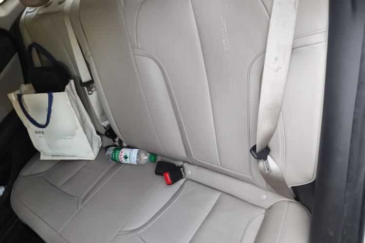Used Buick GT 2018 15T Dual-Clutch Elite Model China V Standard Left Rear Seat