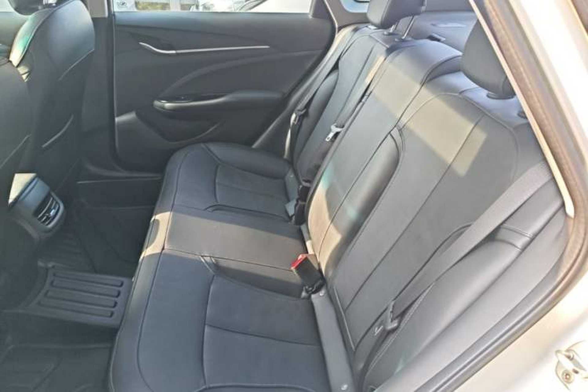 Used Buick GT 2018 18T Automatic Elite Model Left Rear Seat