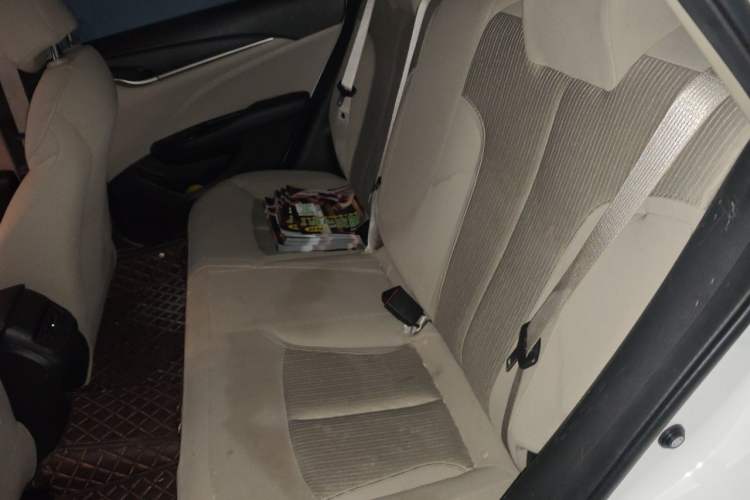 Used Buick GT 2018 15T Dual-Clutch Advanced Model China V Standard Left Rear Seat