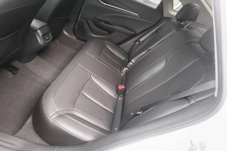 Used Buick GT 2018 18T Automatic Elite Model Left Rear Seat