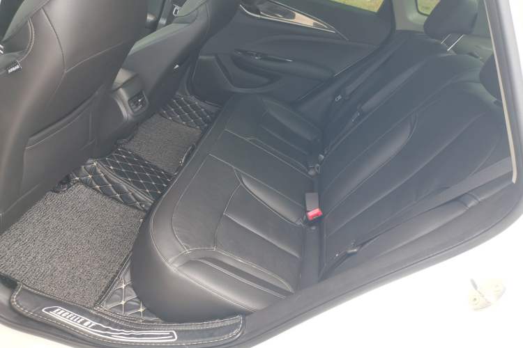 Used Buick GT 2018 18T Automatic Elite Model Left Rear Seat
