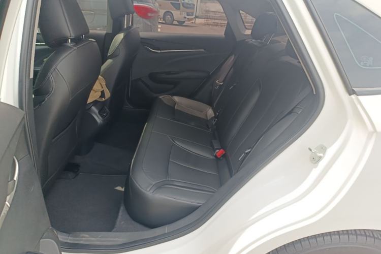 Used Buick GT 2018 18T Automatic Elite Model Left Rear Seat