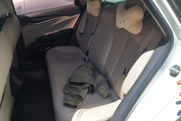 Used Buick GT 2018 15T Dual-Clutch Elite Model China V Standard Left Rear Seat