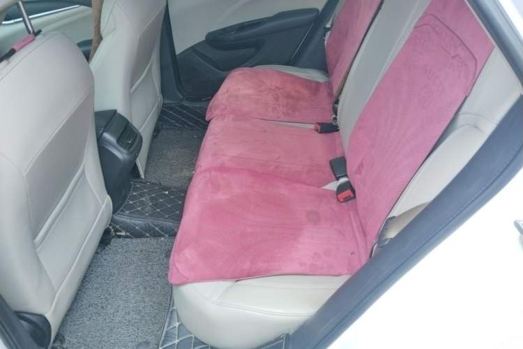Used Buick GT 2018 15T Dual-Clutch Elite Model China V Standard Left Rear Seat