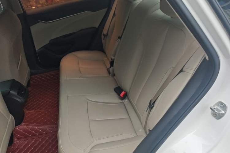 Used Buick GT 2018 15T Manual Elite Version China V Standard Left Rear Seat