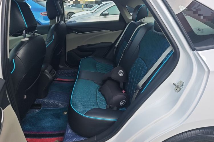 Used Buick GT 2018 15T Dual-Clutch Elite Model China V Standard Left Rear Seat