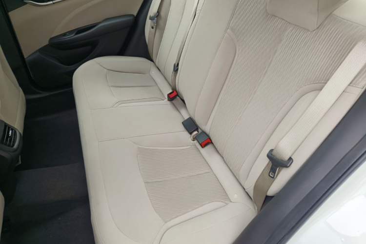 Used Buick GT 2018 15T Dual-Clutch Advanced Model China V Standard Left Rear Seat