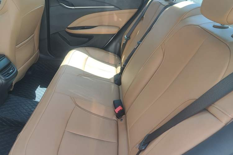 Used Buick GT 2018 18T Automatic Flagship Model Left Rear Seat